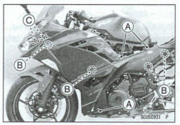 Middle Fairing Removal