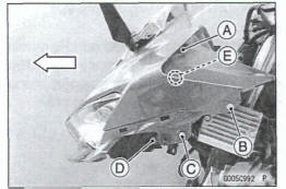 Upper Fairing Removal