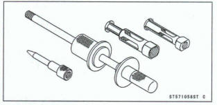 Oil Seal & Bearing Remover:57001 -1 058